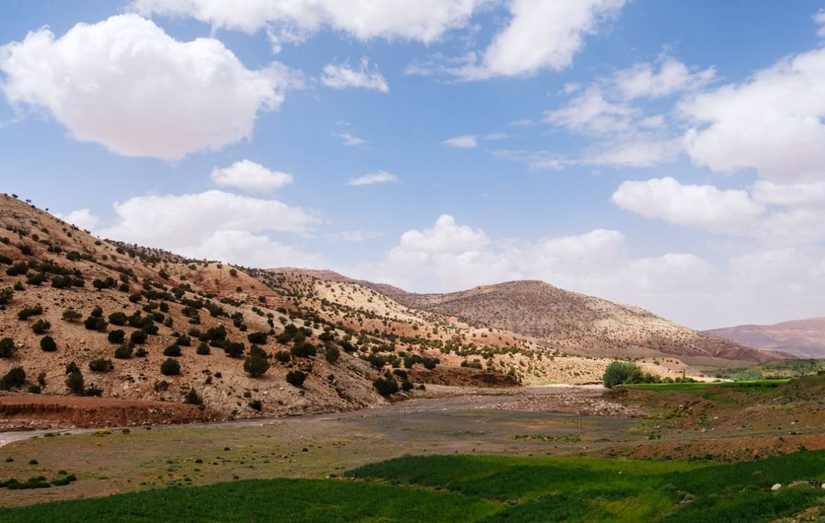 Atlas Mountains landscape under a clear sky, on a Sefrou and Bhalil day trip